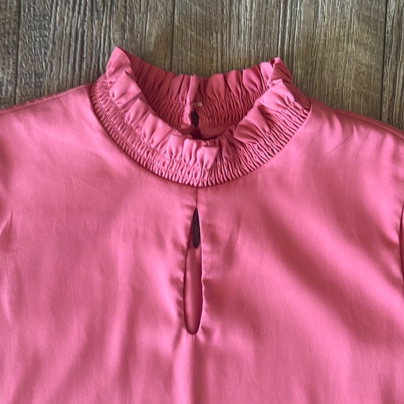 TAHARI BEAUTIFUL WOMEN BLOUSE, SMALL - Picture 5 of 13